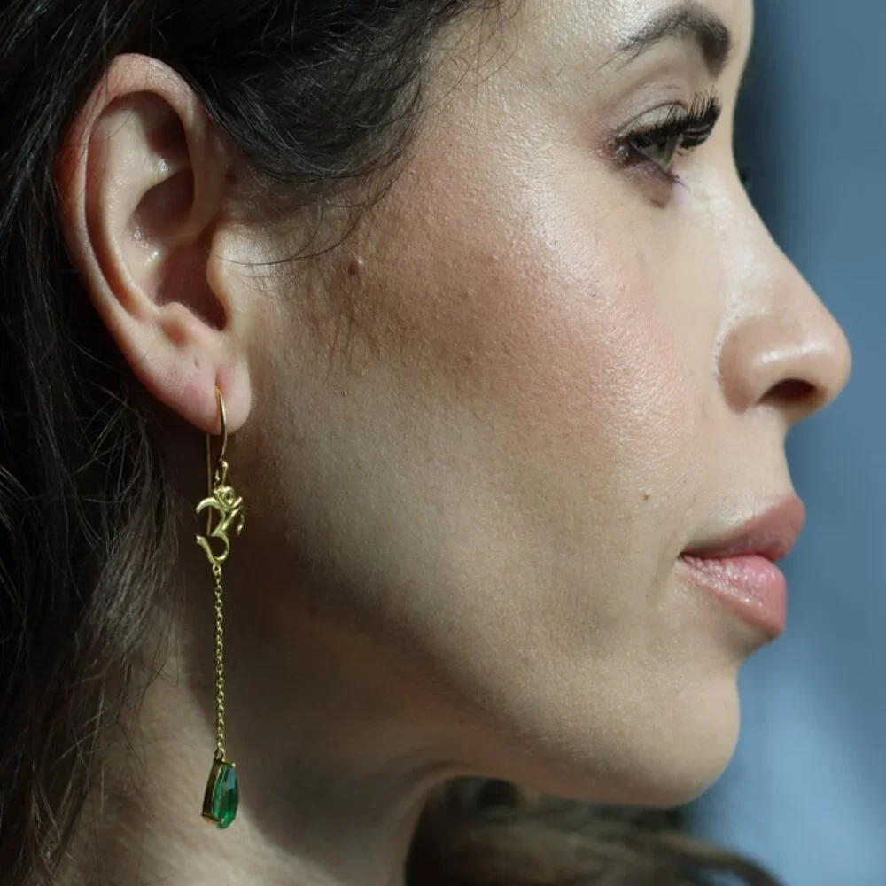 925 Sterling Silver Emerald Om Earrings – Delicate 18k Gold Plated Gift for Her - Picture 5 of 9